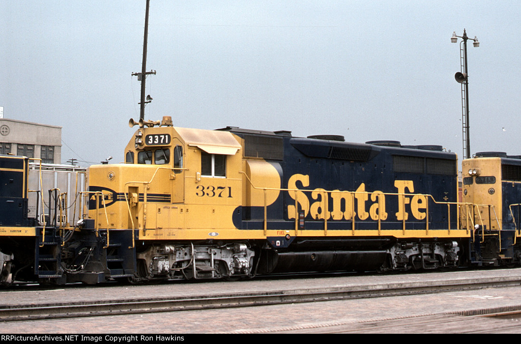 ATSF 3371 (REPOST)